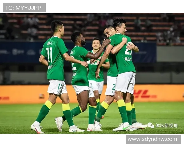 北京篮球队在邀请赛中以57分稳居积分榜首位,展现强劲实力 北京篮球队在邀请赛中以57分稳居积分榜首位,展现强劲实力