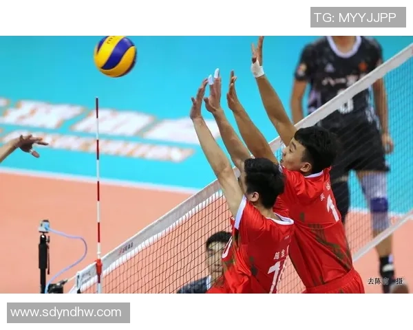 成都网球队以54分领跑总决赛积分榜展现强劲实力